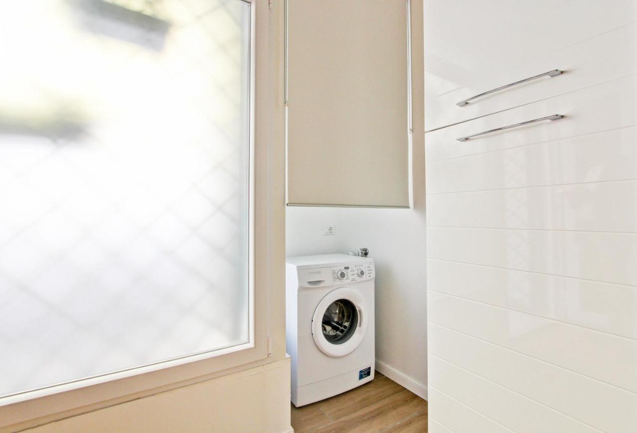 Miki's Corner Apartment Rom